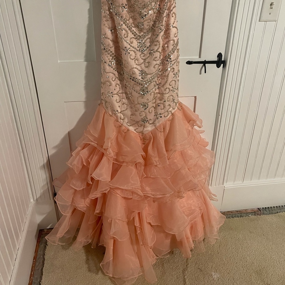 Prom dress never worn